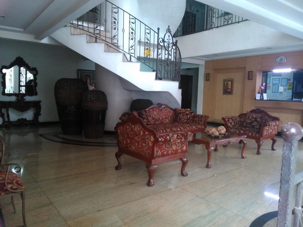 Casa Nicarosa Hotel And Residences Manila Exterior photo